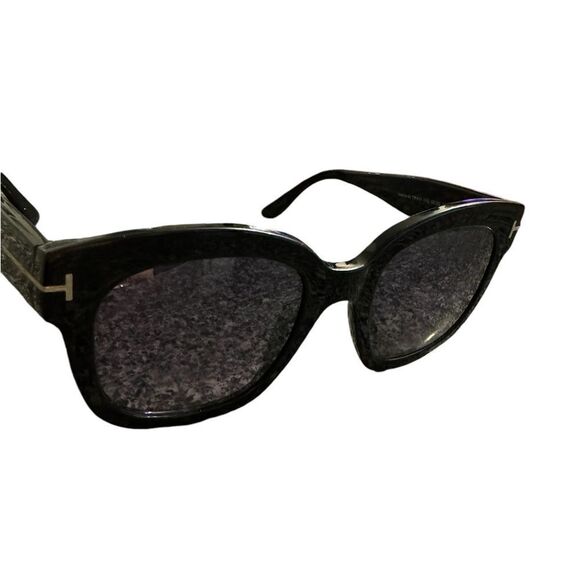 Tom Ford Beatrix 52MM Polarized Lens Oversize Square Sunglasses Black - Picture 5 of 7